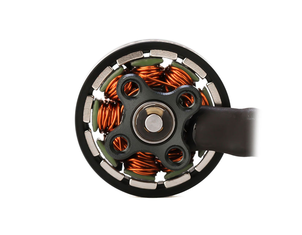 محرك T-motor F1404 3800KV 2900 - مراجعة Walksnail Avatar Hd Goggles X وسعره